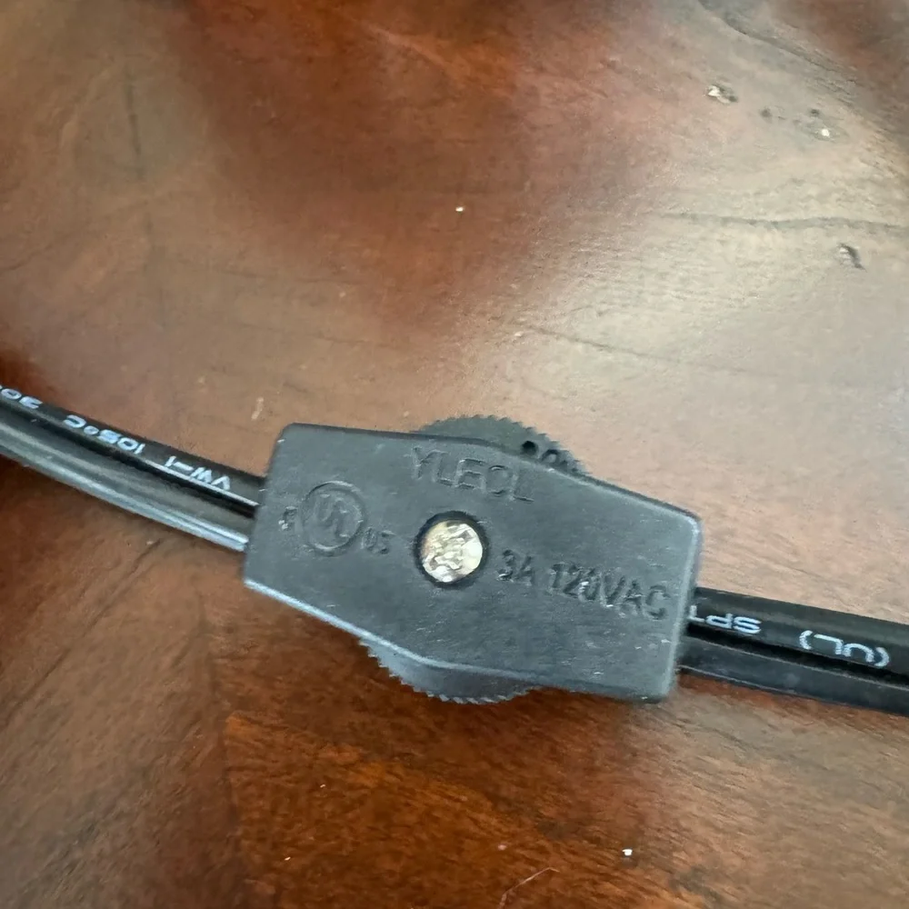 Scentsy Plymouth Full Size wax melting warmer - Picture 5 of 5